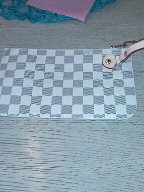 Source Unknown Check Wristlet Clutch